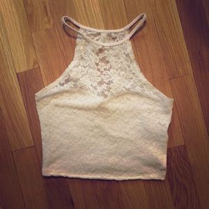 LACE CROP TOP